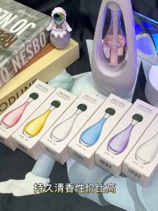 เครื่องพ่นอโรม่าเครื่องพ่นน้ำหอมอัตโนมัติในห้อง ฟอกอากาศ ทรงหยดน้ำ ชาร์จ USB เครื่องฟอกอากาศอัตโนมัติ เครื่องพ่นไอน้ำหอมระเหย สำหรับห้องนอน ห้องนั่งเล่น