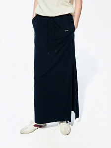 MO&Co. | Active Series Straight Cool Feeling Skirt