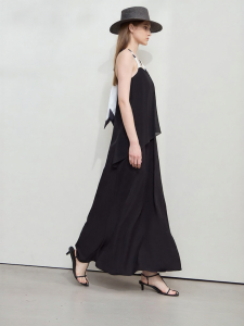 AMII | Loose Long Twisted Black and White Contrast Halter Neck Double Layer Chiffon Dress