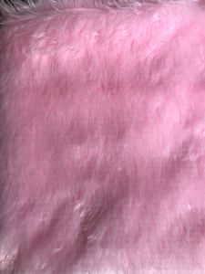 ผ้าขนฟรุ้งฟริ้งสีชมพูอ่อนและสีขาว พร็อบถ่ายรูป📷ขนาด20×20cm ราคา39บาทผ้าขนขนาดเล็ก