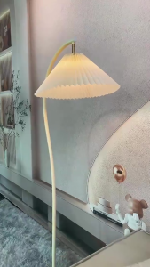 LED Floor Lamp Light Luxury Atmosphere Lamp Cozy Living Room Bedroom Decorative Lamp Reading Lamp