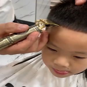 Alat Cukur Elektrik Hair Clipper Trimmer T9  Cukuran  Jenggot Kumis Rambut 1 Sett Komplit Attar28