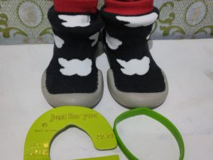 *Sepatu Kaos Kaki Impor Balita Skidders - Prewalker Disney*