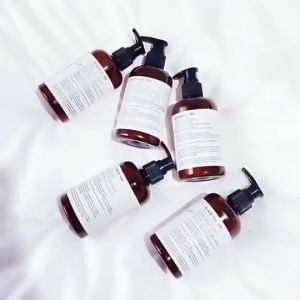 Lab Niche Cuci Badan 🚿🌸小众香水实验室檀木香红茶佛手柑香根茶淡香清香芬沐浴露 250ml perfume laboratory fragrance perfume Shower Gel Body Wash