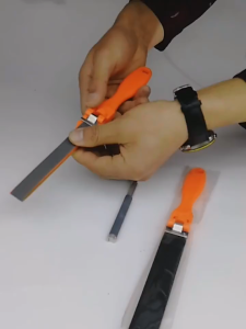 PHYHOO กระดาษทรายมือแบบพกพาคลิปม้วนบาร์กระดาษทรายน้ำหนักเบาสำหรับการขัดไม้โลหะ