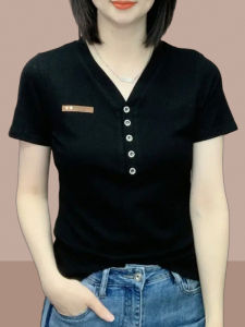 เสื้อยืดคอกลมแขนสั้นผ้าฝ้ายแท้ 2025 ฤดูร้อนใหม่ เสื้อสั้นทรงหลวมๆ สีดำ ดีไซน์เก๋ไก๋ สำหรับผู้หญิง แฟชั่นฤดูร้อน