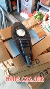 Đèn đường led 30w50w & 100w điện 220v nguồn đủ không thiếu có bán phụ tùng thay thế