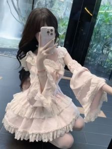 Sweet Fairy Tale Style Heavy Embellished Lace Trimmed Pleated Skirt Long Sleeve Princess Dress for Young Women in Autumn