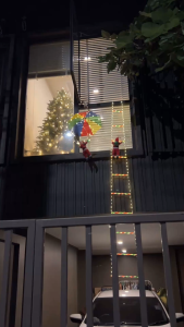 callingbrown [🎅🏻🎄พร้อมส่ง🎄🎅🏻] ซานต้าไต่บันได ที่ห้อย ตกแต่ง คริสมาสต์