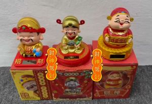 【Ready Stock】财神到！财神偏爱，好运常在，财运满满！Solar-Powered Fortune God｜Bring Wealth & Luck to Your Home!