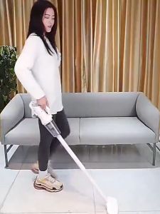 เครื่องดูดฝุ่น 18000pa พลังงานสูงแบบไร้สาย เครื่องดูดฝุ่นแบบพกพา สำหรับการทำงานแบบพลังงาน ดิจิทัล: 18000pa