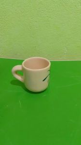 Tách trà con gà loại cao ( bán lẻ 1 cái )