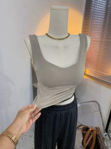 Milk Tea Color Looks High! Square Collar Low Collar Double Layer Anti-Penetration Short Vest Wide Shoulder Strap Sleeveless Bottoming Korean Style Super Easiest for Match