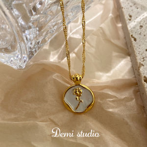 Twisted Noble Color 18K Golden Clavicle Chain Ornament