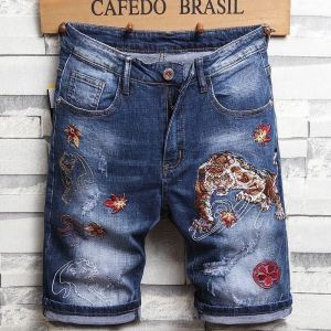 Wind Tide Brand Mens Tiger Embroidery Short Jeans Elastic Slim Fit Summer Five-Quarter Horse Pants Youth Fashion Casual Shorts