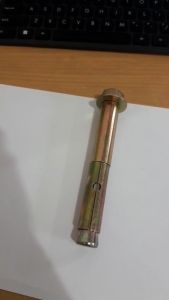 Dinabolt Stainless Steel Interior: Aksesori Bengkel Las & Alat Teknik Bangunan