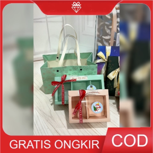 Christmas Giftbox and Paperbag – Kotak Kado Hampers – Giftbox Natal GB-PLUS