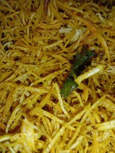 keripik singkong (35 gram) keripik singkong balado keripik singkong daun jeruk purut keripik singkong original daun jeruk purut