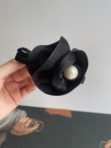 Black Pearl Butterfly Knot Hair Clip: A Fresh Out Spring Accessory