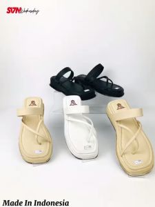 Sandal Wanita Musim Panas 2023 Gaya Sandal Jepit Kaki Persegi Tumit Lereng Sol Tebal Sandal Tebal Penambah Tinggi Untuk Perempuan