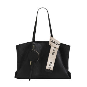Large Capacity Commuter Quilted Minimalist Handbag