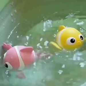 LAKOE Mainan Mandi Ikan Nemo Mainan Renang Air Berenang Hewan Bayi