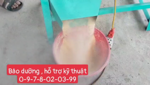 KHUNG MÁY NGHIỀN BỘT . MIỄN SHIP