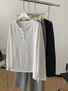 plus Size White Long Sleeve Base Layer Shirt Womens Fashion Inner Wear T-Shirt Loose Fit Slimming Top for Autumn 2025