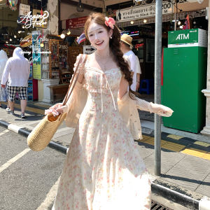 Long Lace Floral Waist-Cinching Dress French Style