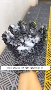 2 Găng tay rửa ô tô xe máy san hô siêu bọt bao tay mềm mịn dễ dàng tạo bọt dụng cụ rửa xe hiệu quả.