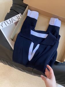 Slimming V-Neck Long Sleeve Striped Knitwear Womens Early Autumn New Style Korean Loose Fit Casual Comfortable Knitted Top