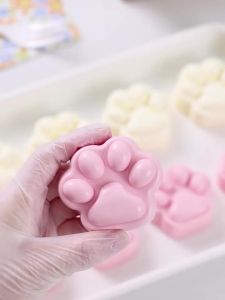 WHITE ISLAND | Edible Baking Gelatin Sheets