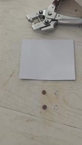 OLOEY | Bộ Dụng Cụ Kìm Bấm Lỗ Kèm 100 Vòng Kim Loại Vàng 4.5mm Dùng Cho Da Vải Bố Giày Dây Đeo Túi Đồ Thủ Công Dụng Cụ Đục Lỗ Bằng Sắt
