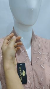 Pakaian Tradisional Modern: Mini Dress Kebaya Tunik & Dress Kebaya Busui