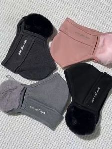 Khẩu trang lông cừu Khẩu trang có bịt tai vải lông cừu giữ ấm chống bụi mịn.