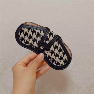 JIFANPAUL | Hộp Đựng Kính Râm Chống Áp Lực Di Động