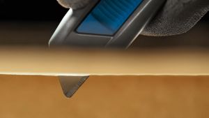 MARTOR Secunorm 500 Safety Knife with 3 Depth Options Aluminum Handle Ceramic Blade Automatic Blade Retraction for Safe and Precise Cutting