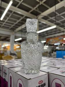 ✔️(1ชุดได้ถึง2ชิ้น มีคลิปรีวิว) ขวดแก้วคริสตัล ใส่น้ำหอม ลายสวยงามสามารถเป็นแจกันได้ ขวดใส่น้ำหอม แบบเหลี่ยม สินค้าพร้อมส่ง (1216191217)