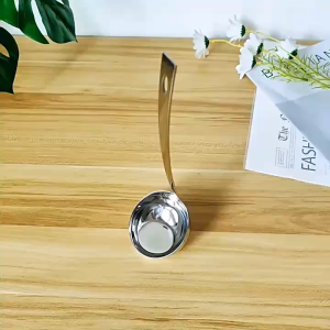 Muôi Inox 18/10 Cán Đứng Chockmen C772 Muôi Tự Đứng Phục Vụ Bàn Tiệc Bữa Ăn Gia Đình