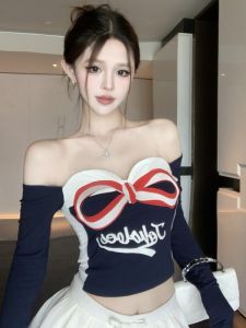 GUZILIAN | เสื้อยืดแขนยาวเปิดไหล่สไตล์หวานและเผ็ดร้อนพร้อมโบว์ผีเสื้อ ทรงสั้น ทรงเข้ารูป ฤดูร้อนใหม่ เสื้อผ้าทำงานสำหรับผู้หญิง