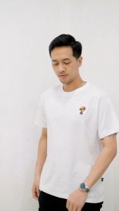 Otsky Kaos Pria Logo Bordir One Piece Series Cotton 24s Pendek