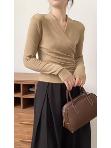 Korean Dress เสื้อยืดคอวีทรงสลิม เสื้อไขว้หน้าแขนยาว ผ้าเนื้อนุ่ม ใส่สบาย กระชับสัดส่วน พร้อมสต๊อก