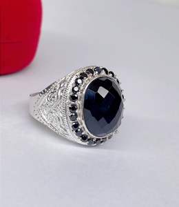 แหวนเงินชายนิลล้อมนิลลายไทยข้าง