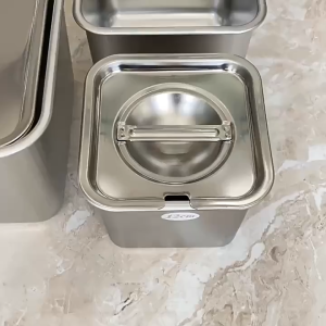 กล่องใส่อาหารสแตนเลส 304 กล่องเก็บอาหารพร้อมฝาปิด ภาชนะปรุงรส ถาดสแตนเลส ไม่เป็นสนิม ปลอดภัยต่อสุขภาพ 1600ml