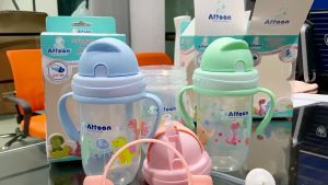 Attoon แอทตูน แก้วหัดดูดแขนจับ ไม่ดูดไม่ไหล กันสำลัก ถ้วยหัดดูด แก้วน้ำหัดดูด รุ่น Magic