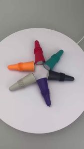 Silicone Wine and Beverage Bottle Cap Set Leak Proof Champagne Bottles Sealer Stoppers Wine Cork Saver Stopper Reusable