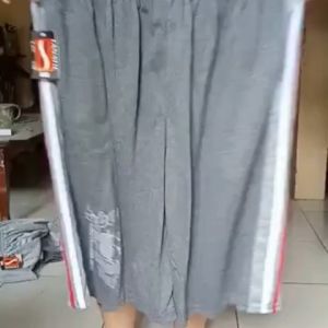 celana pendek misty dewasa bahan halus dan nyaman buat sehari hari