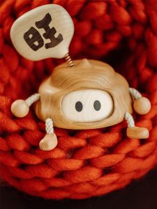 Original Funny Lucky Gift Cartoon Dog Shit Desktop Decoration Wooden Car Decoration Accessories for Boyfriend