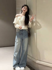 Korean Style Design Sensation Shoulder Bared Ruffle Hem Shirt Gentle Wind Loose Top New Autumn 2026 Fashion Ladies Shirt