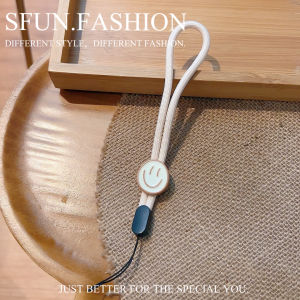 สร้อยข้อมือโทรศัพท์มือถือดีไซน์น่ารัก สายพ่วง USB หูฟังกล้องถ่ายรูปแบบปรับได้ เครื่องประดับแฟชั่นสุดเก๋สำหรับผู้หญิง